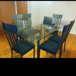 6 Chairs With Glass Top Table