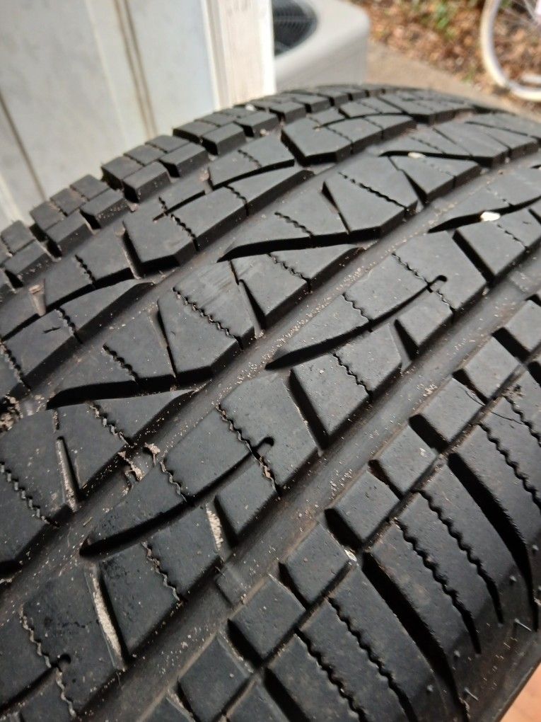 Used Tire 25$