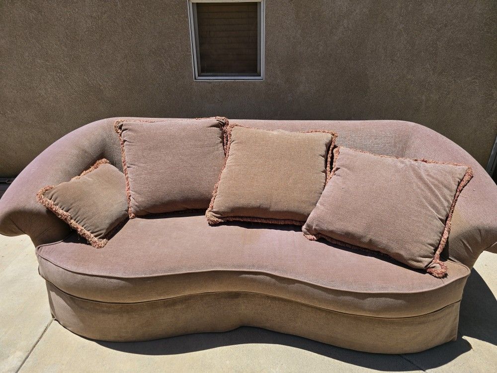Free Sofas