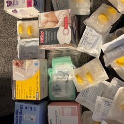 Breastmk Storage Bags and Nursing pads