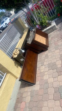 Used frame bed