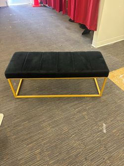 Bench black and gold