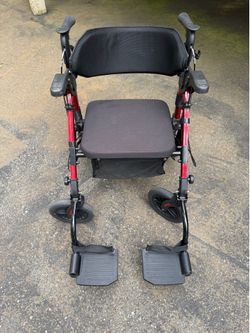 Walker/Wheel Chair