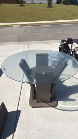 Kitchen table