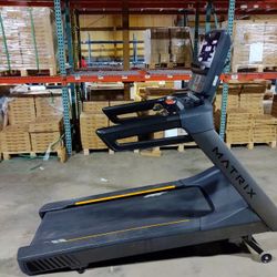 Matrix Endurance Treadmill