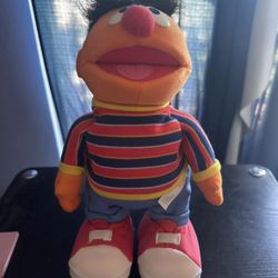 Fisher-Price Tickle Me Ernie Doll Sesame Street 2006 Talking Plush New Open Box
