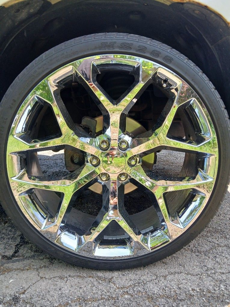 26" SNOW FLAKES