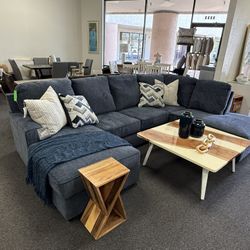 Sectional Sofa 