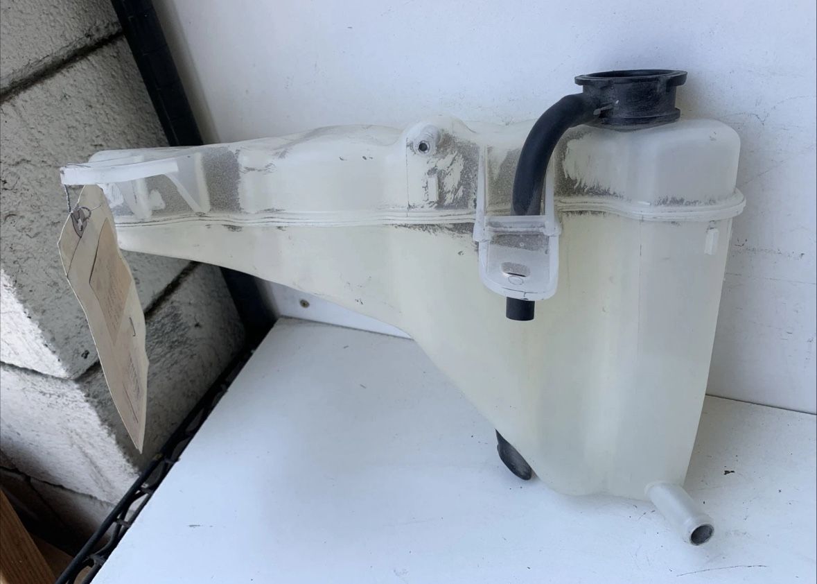 2012-2020 CHRYSLER 300 DODGE CHARGER ENGINE COOLANT RECOVERY TANK RESERVOIR OEM #5104
