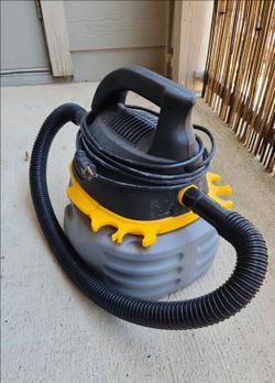 Stinger Wet/Dry Vac