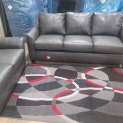 Top grain leather 2pc Living Room Set
Take it home with $39down 
Hablamos Español Y Financiamos 🙋