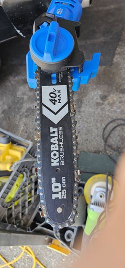 Chainsaw and Battery