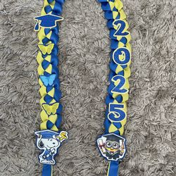 Graduation lei