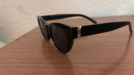 YSL  Cat eye style women’s sunglasses