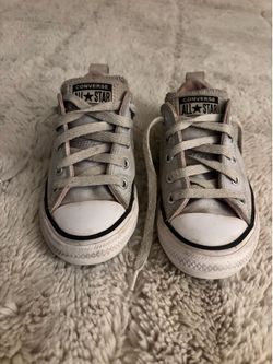 Kids converse