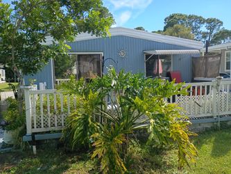 House, 55 plus community, 835.00 lot fee