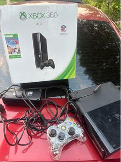 Xbox 360 all wires and controllers included