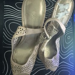 BCBG Generation Sandals Size 6.5 Nude Cutout Peep Toe Ankle Strap Wedge Shoes