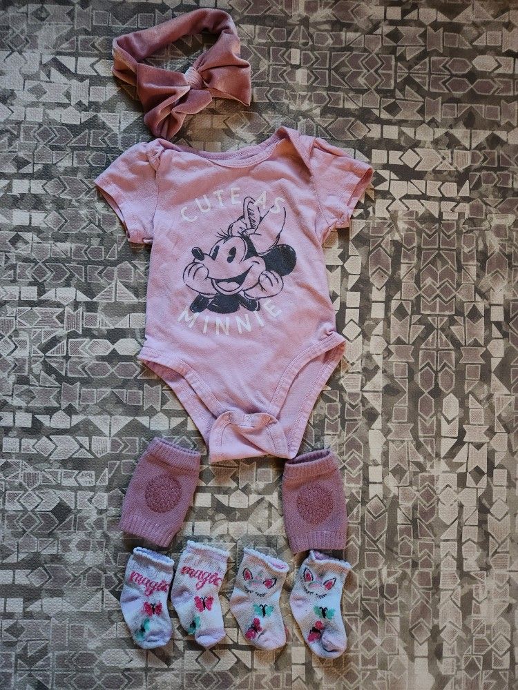 Disney Baby 18M Pink Minnie Mouse Set Headband Knee Pads and Socks