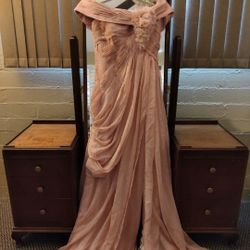 New W/ Tag Wedding Gown Designed In PARIS