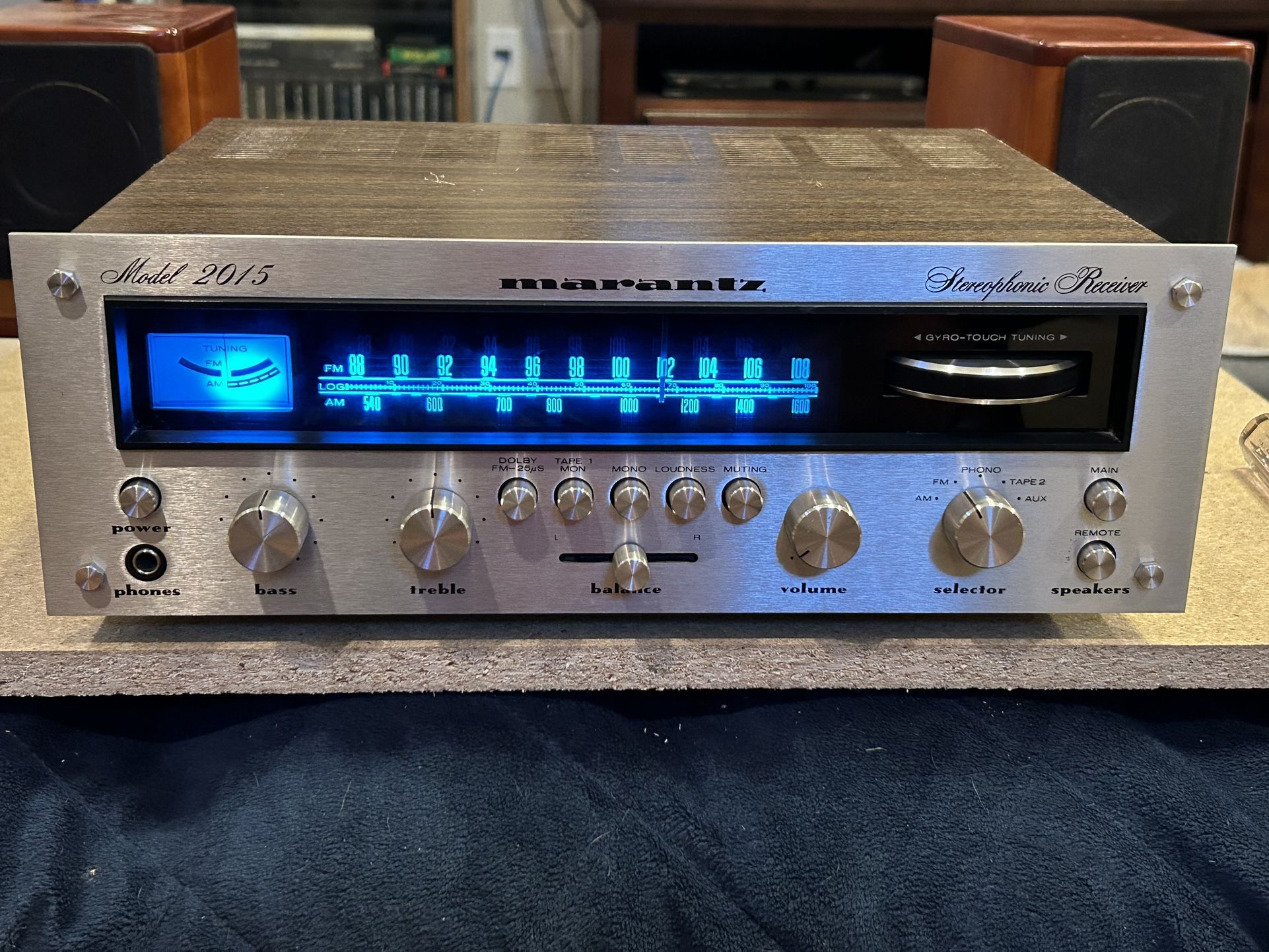 Marantz 2015 Stereo Receiver - Serviced