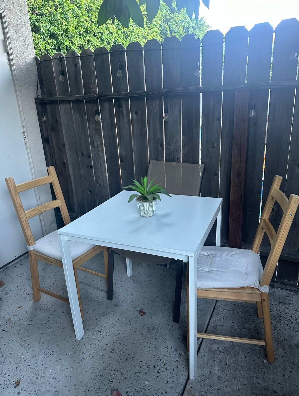 White Kitchen Table With Two Chairs- Like new