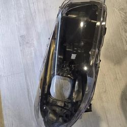 Bmw F10 Headlight Housing And Lens NEW (LCI W/AFS)