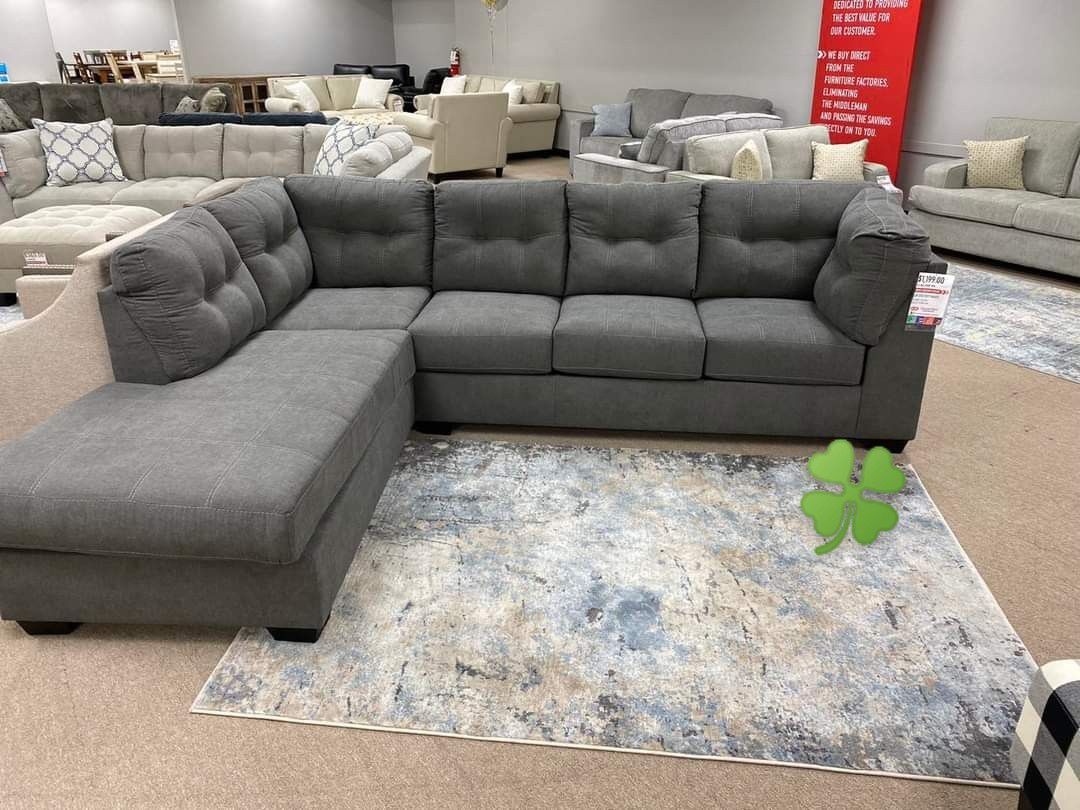 Maier Charcoal Sectional. Ashley.💲10 Down Payment 
