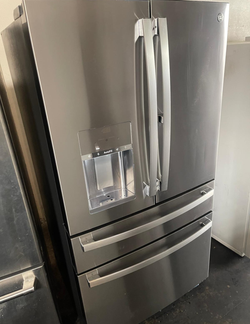 GE 4-Door Refrigerator Stainless Steel FrenchDoor