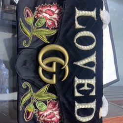 Gucci Marmont Velvet Embroidered Ladies Bag 
