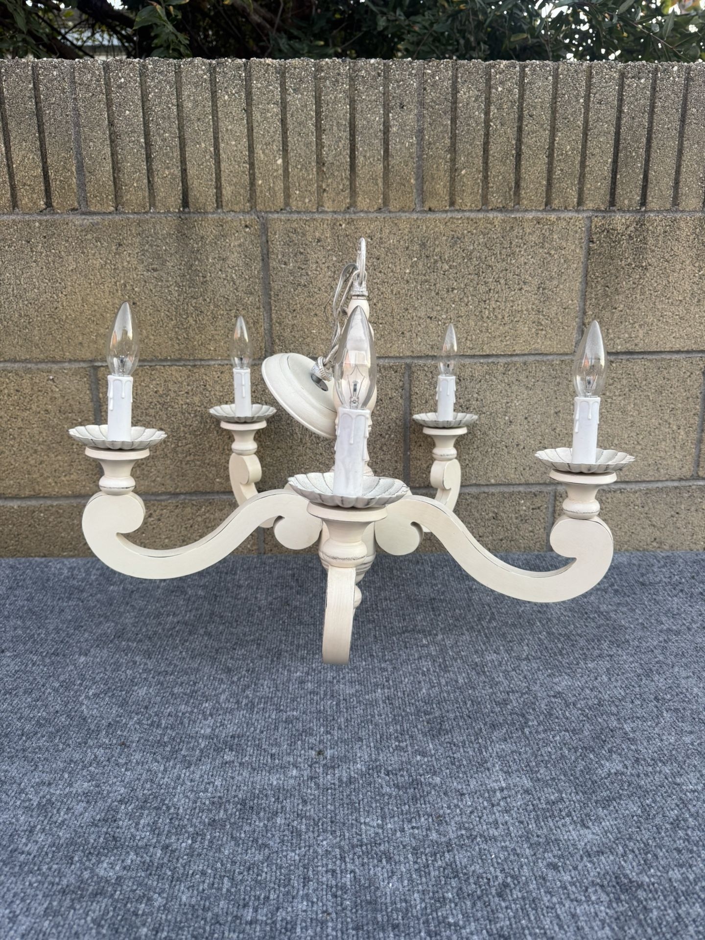 Vintage 5-Light Candlestick – Wooden Cream Color