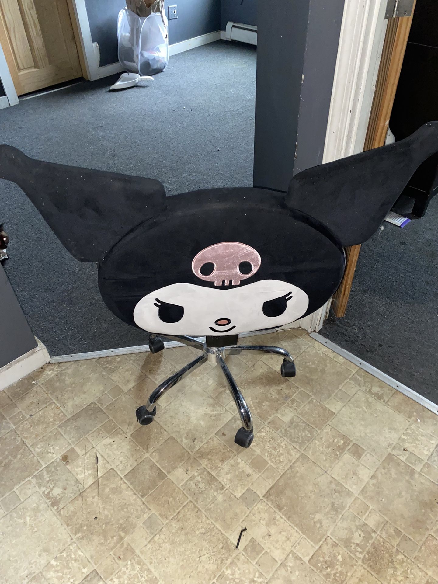 KUROMI CHAIR