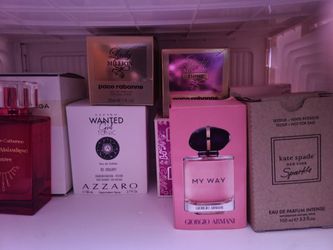 Woman fragrances.
