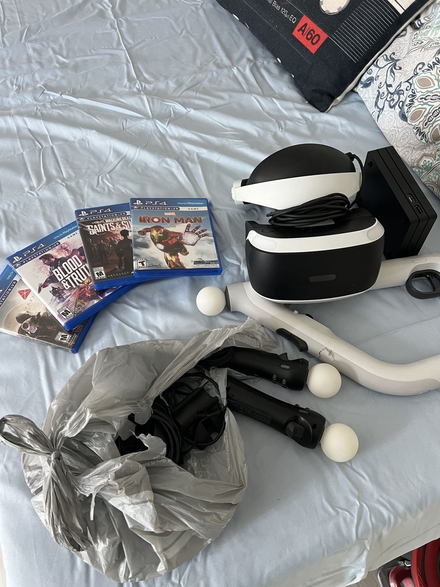 PLAYSTATION VR GEN 1 Bundle