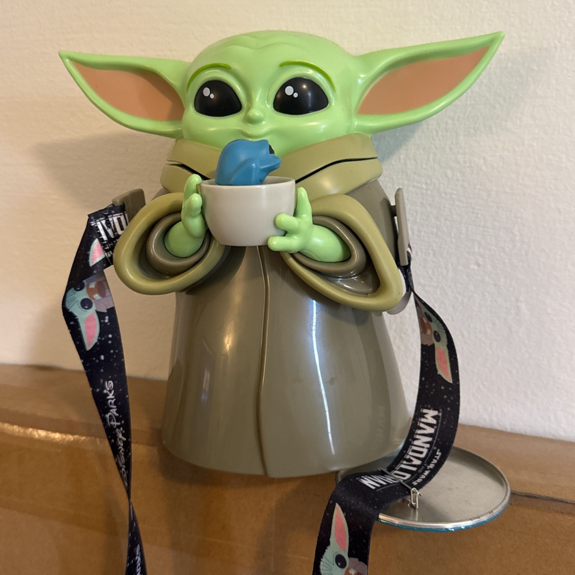 Grogu Disney Cup