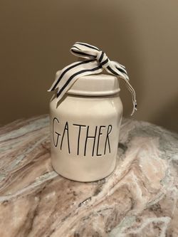 Rae Dunn Jar