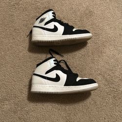 Air Jordan 1 Mid SE Diamond 