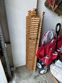 Wood Train Tracks