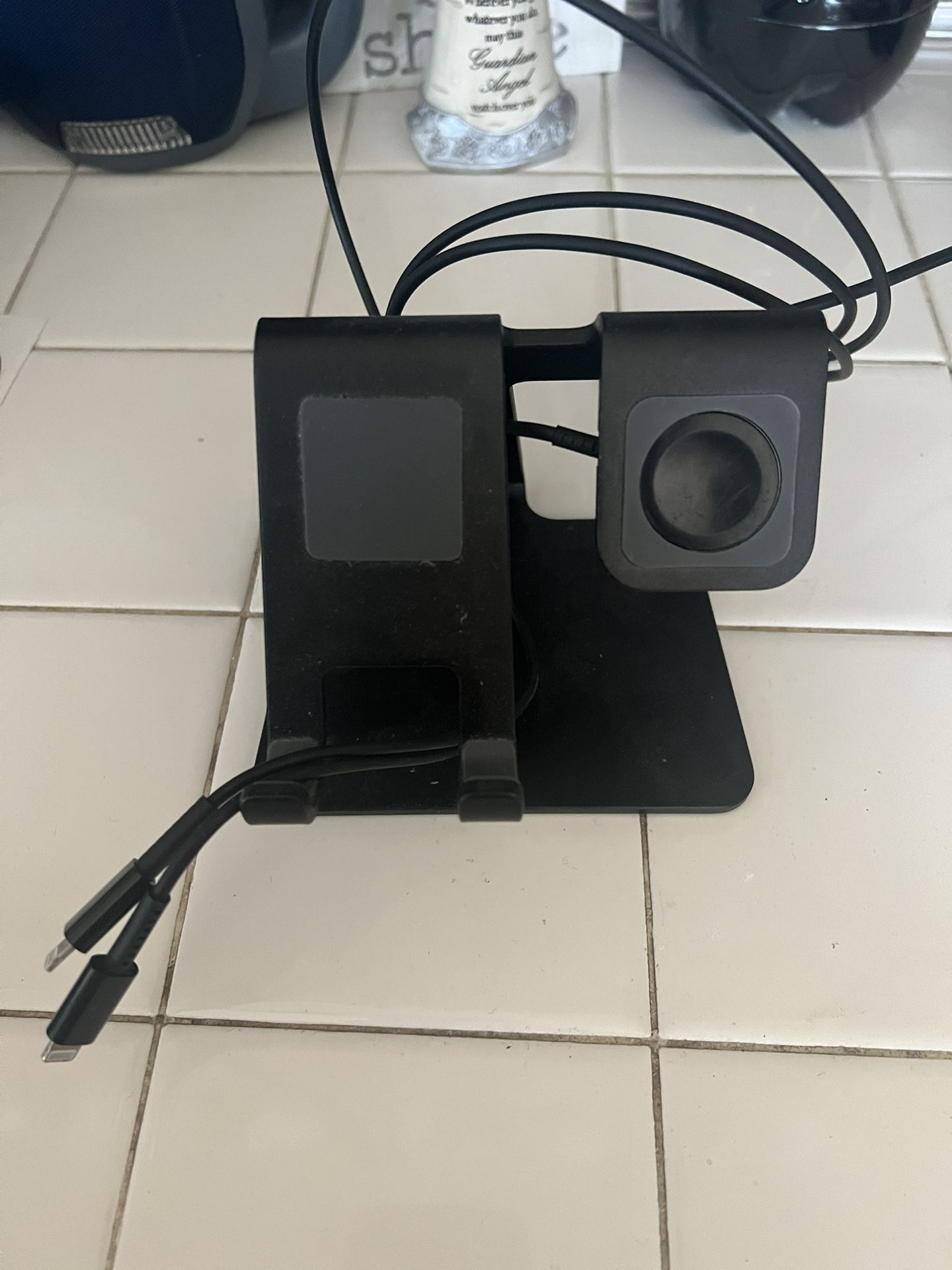 Apple Phone, Watch And AirPod dock Station