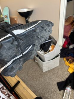 Heater mid strap riddell cleats