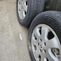 4 Ilantas Honda Odyssey 1 No Sirve $75