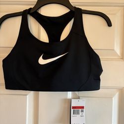 Women’s New Nike Sport Top 