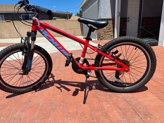 Schwinn Thrasher Mountain Bike 20” Wheels 7 Speed, Red