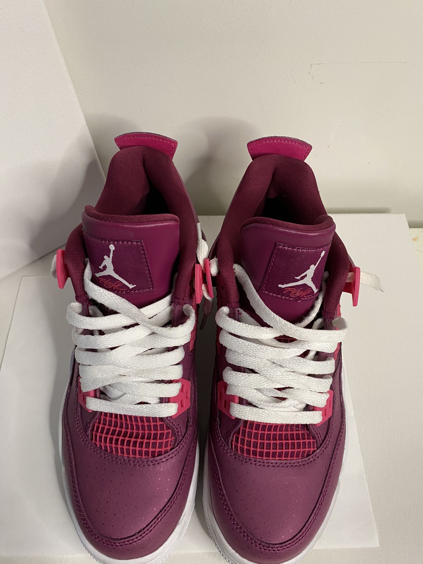 Air Jordan 4 Retro