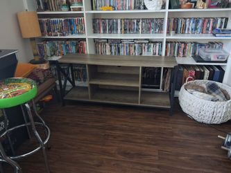 Tv console