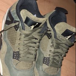 Jordan 4 Olive Green 🫒