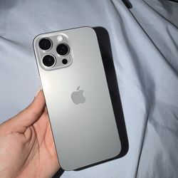 iPhone 16 Pro Max 1 TB in Grey ✨