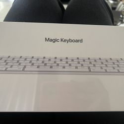 Magic Keyboard