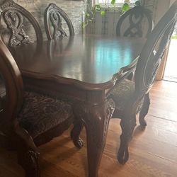 100% Real Wood Dining Table With Chairs 
