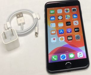 iPhone 8 Plus 64GB Factory Unlocked-Space Gray